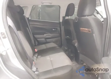 2017 Mitsubishi Outlander Sport 2.0 Es z USA, uszkodzony, nr VIN JA4AP3AU4HZ013323